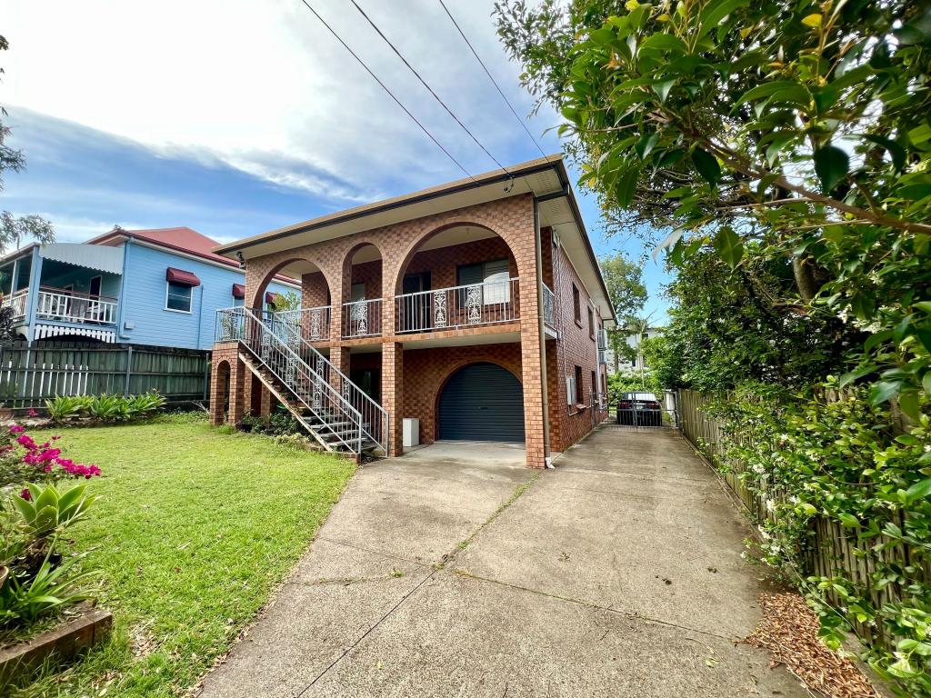 15 Denman St, Greenslopes, QLD 4120