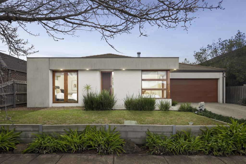 23 Balmain Cct, Taylors Hill, VIC 3037
