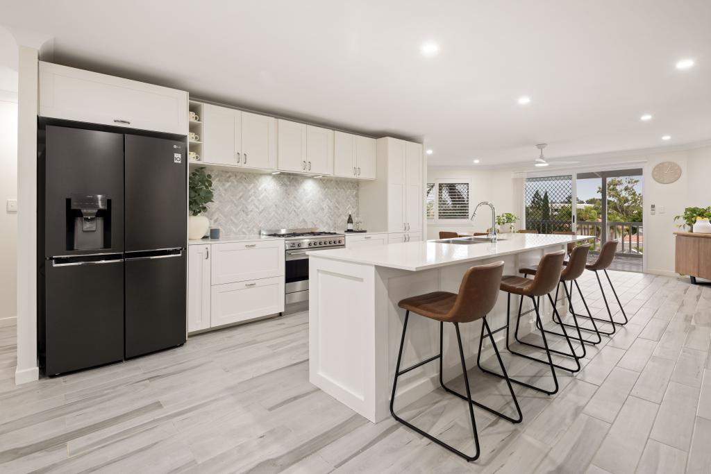 16 Monterey Keys Dr, Helensvale, QLD 4212