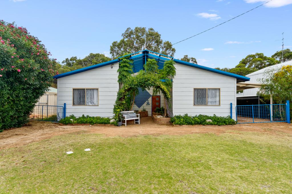 42 Fairway Tce, Preston Beach, WA 6215