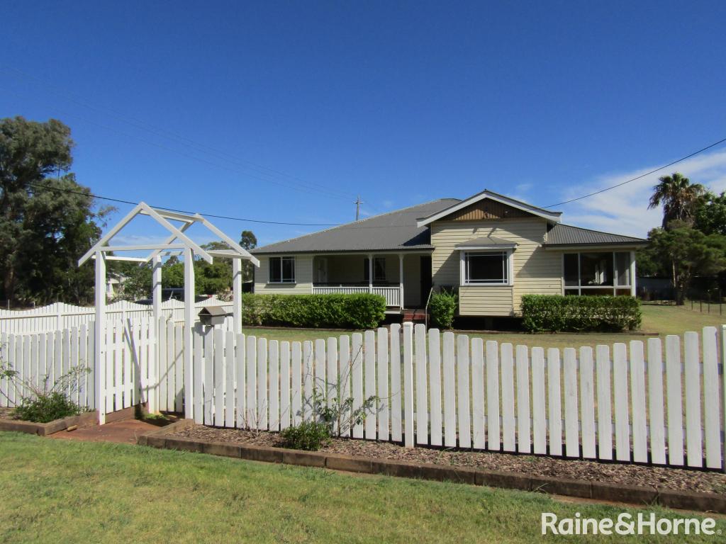1 BURNETT ST, KINGAROY, QLD 4610