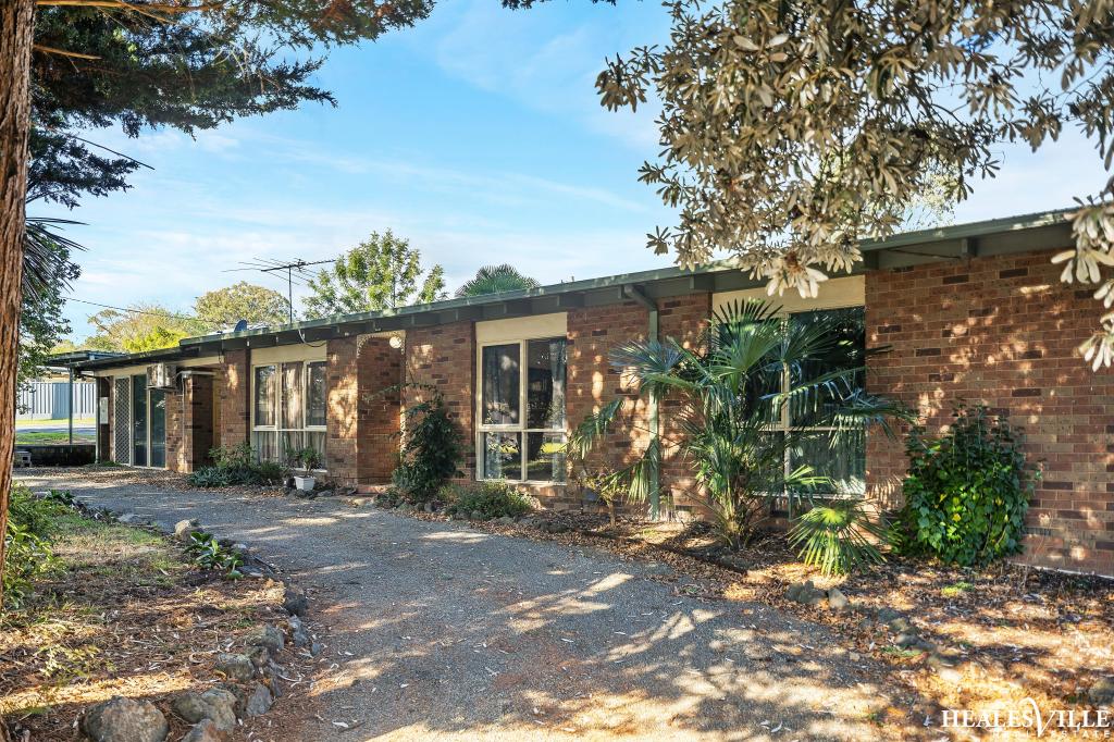 10 Ayres Rd, Healesville, VIC 3777