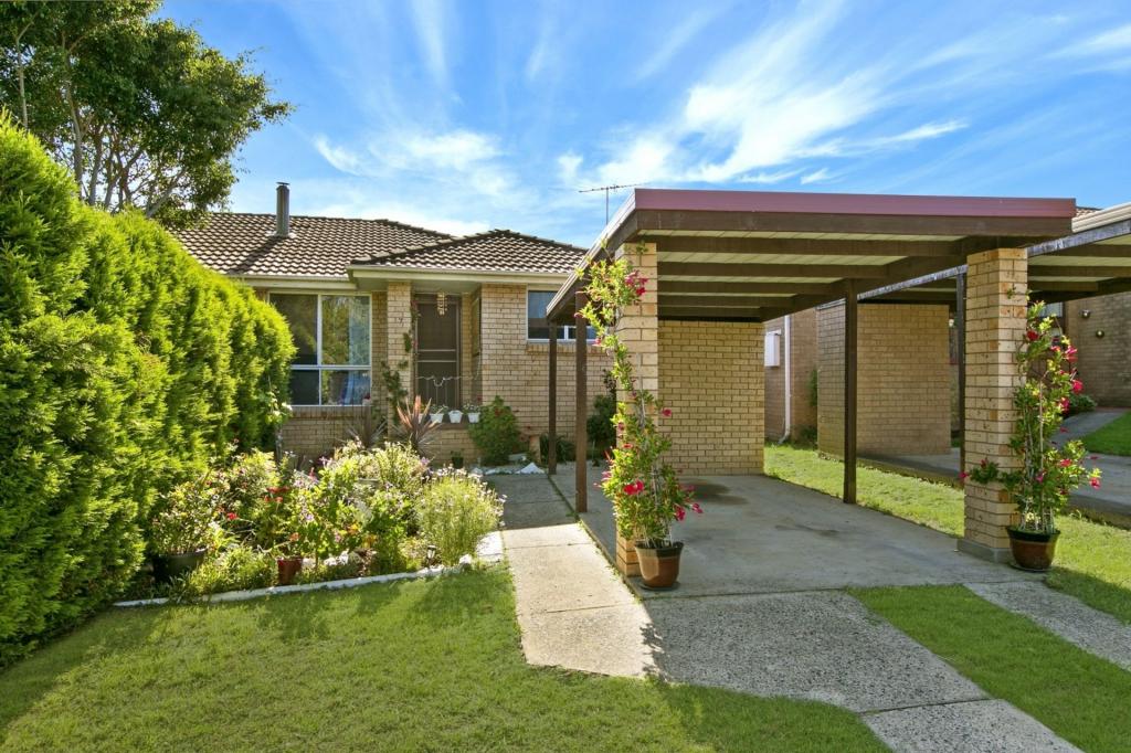 7 Campbell Cl, Minto, NSW 2566