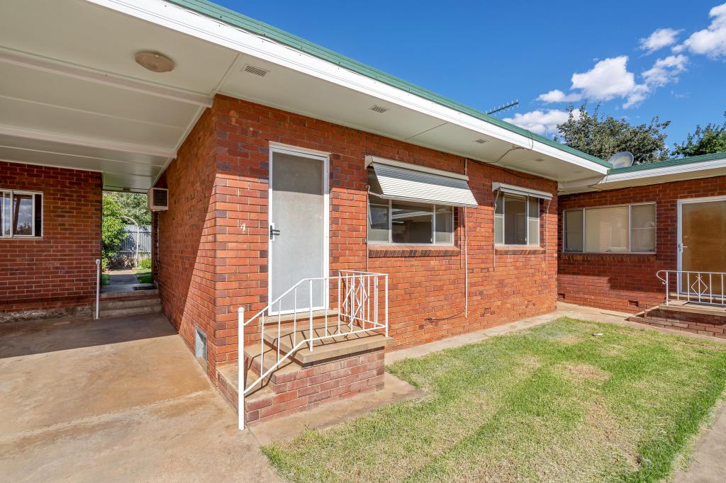4/29 HILL ST, JUNEE, NSW 2663