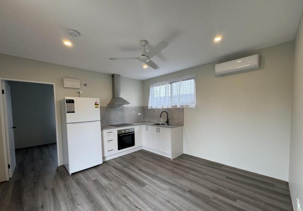 9a Lingayen Ave, Lethbridge Park, NSW 2770