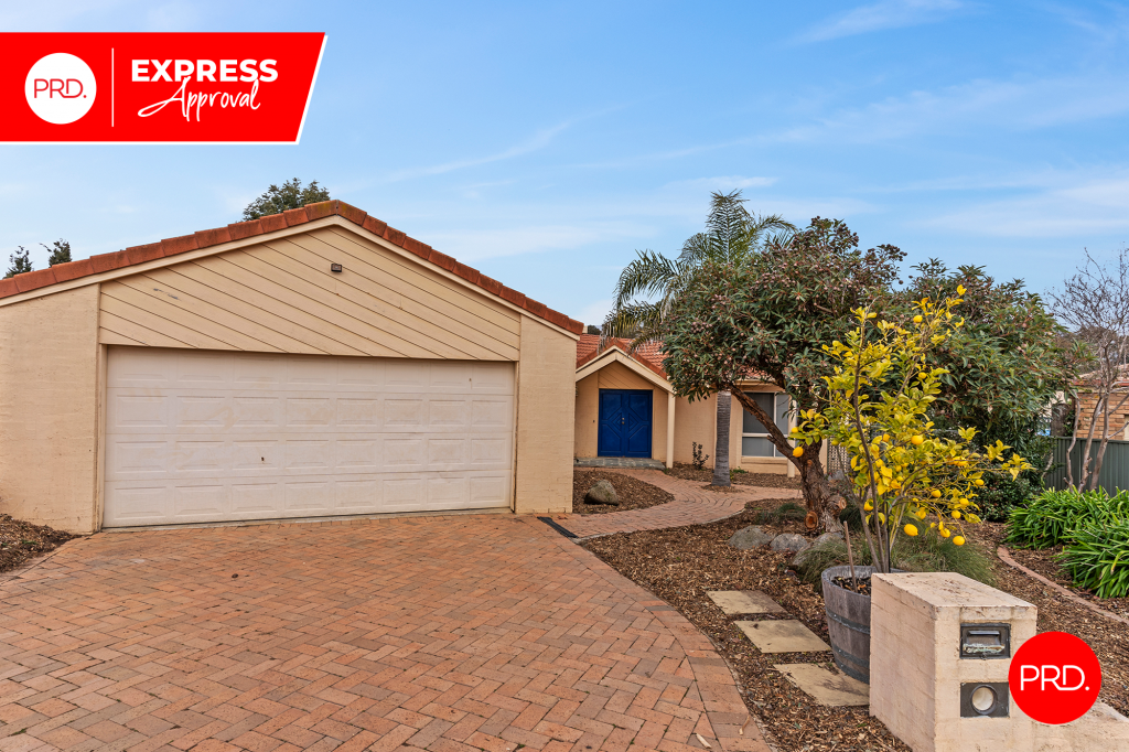 8 Lona Cl, Spring Gully, VIC 3550