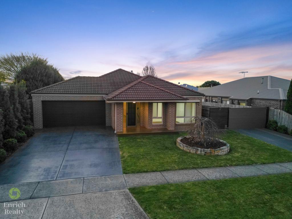 27 Davey Dr, Trafalgar, VIC 3824