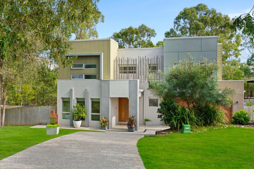 11 Ironbark St, Carindale, QLD 4152