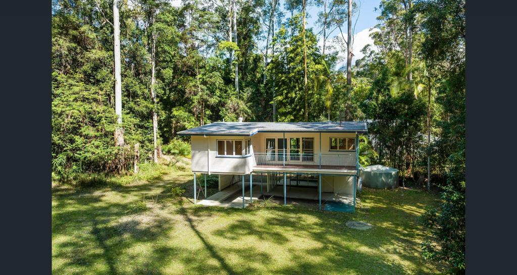 8 Grey Gum Ct, Lake Macdonald, QLD 4563