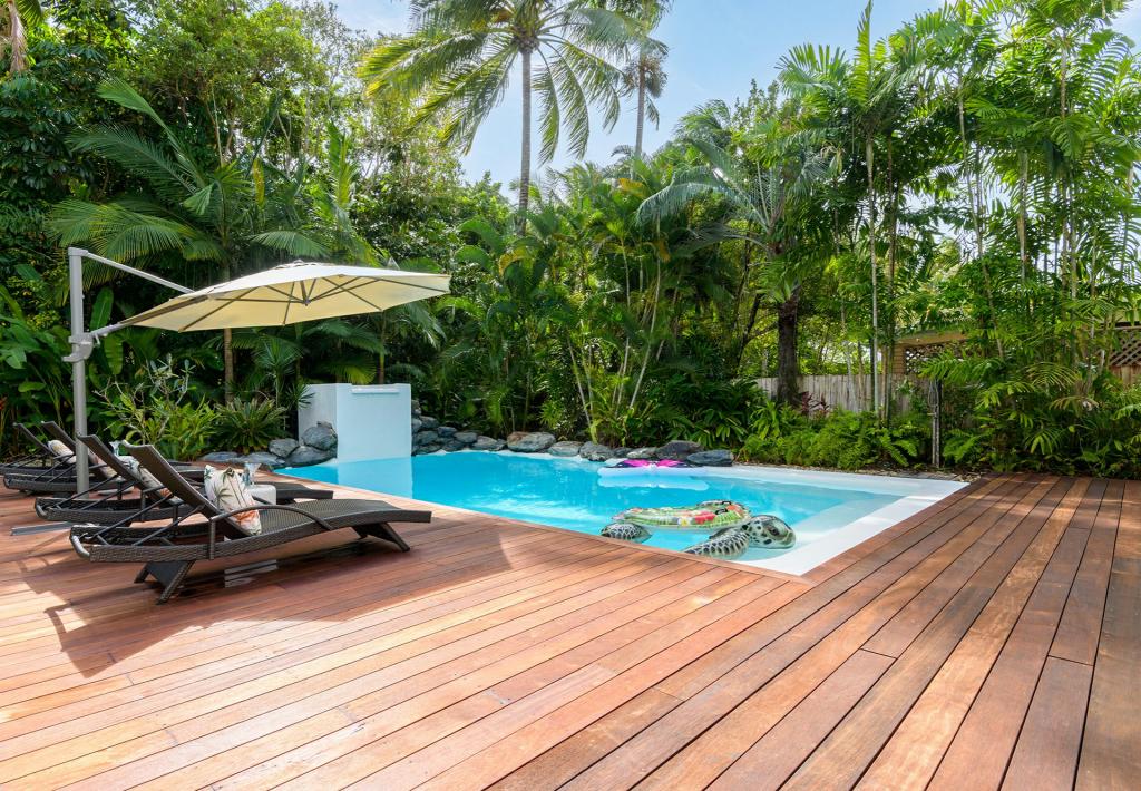 6 SORRENTO CRES, PORT DOUGLAS, QLD 4877