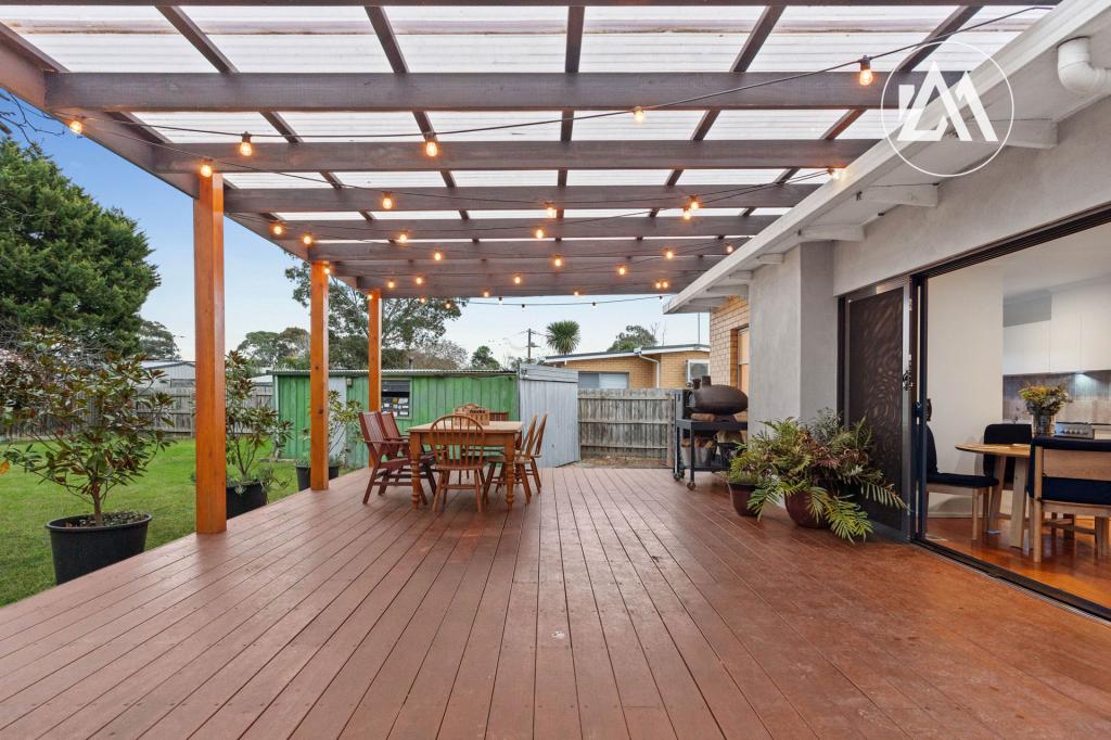 18 Ballarto Rd, Frankston North, VIC 3200