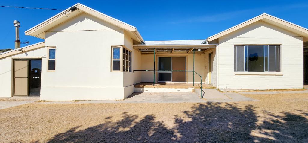 69 Park Ave, Streaky Bay, SA 5680