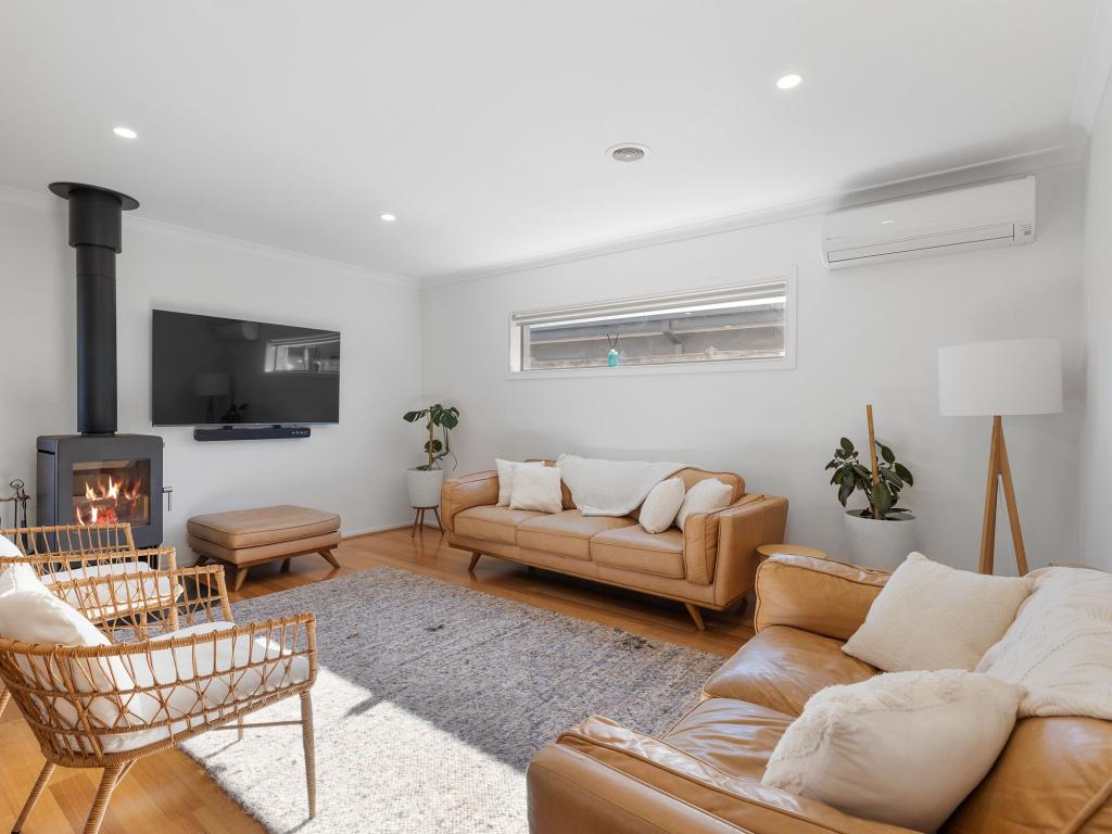 37 Paperbark Pl, Inverloch, VIC 3996