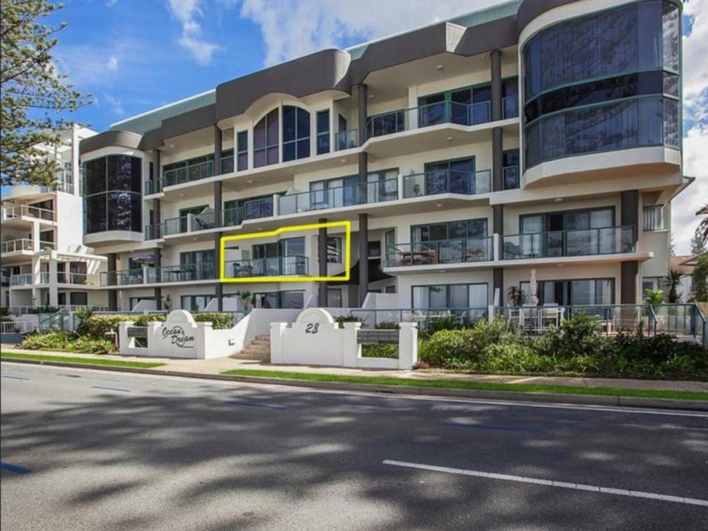 10/28 Marine Pde, Miami, QLD 4220