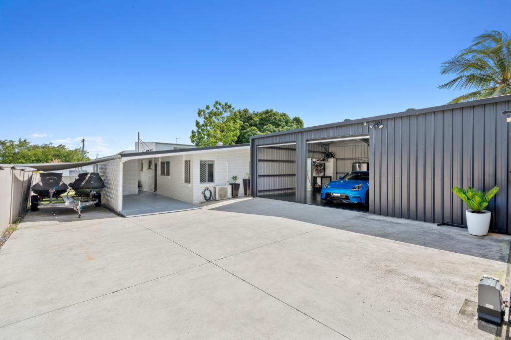 8 Jimmieson Ave, Labrador, QLD 4215