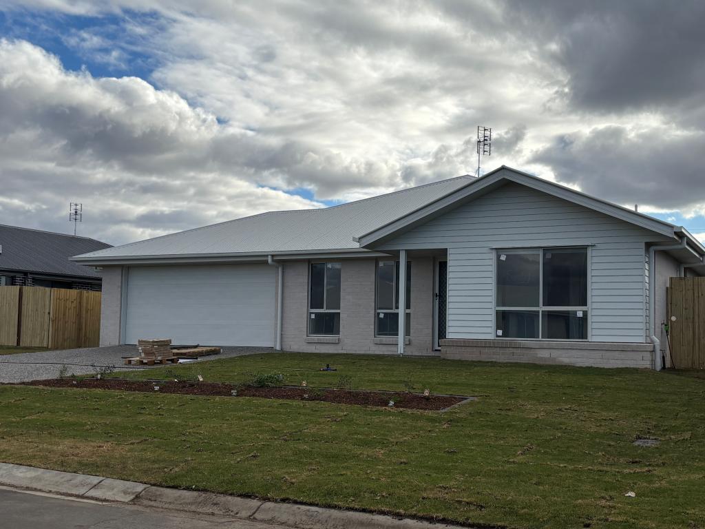 4 Maynes St, Rosenthal Heights, QLD 4370