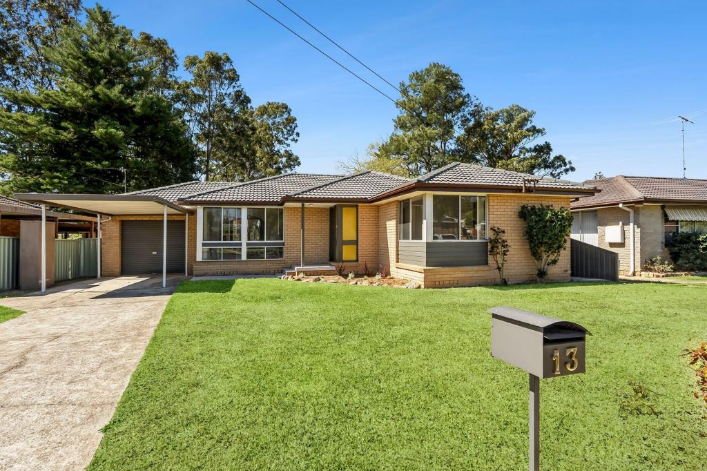13 MINCHIN AVE, HOBARTVILLE, NSW 2753