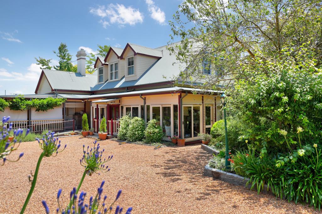 17 Coomonderry St, Katoomba, NSW 2780