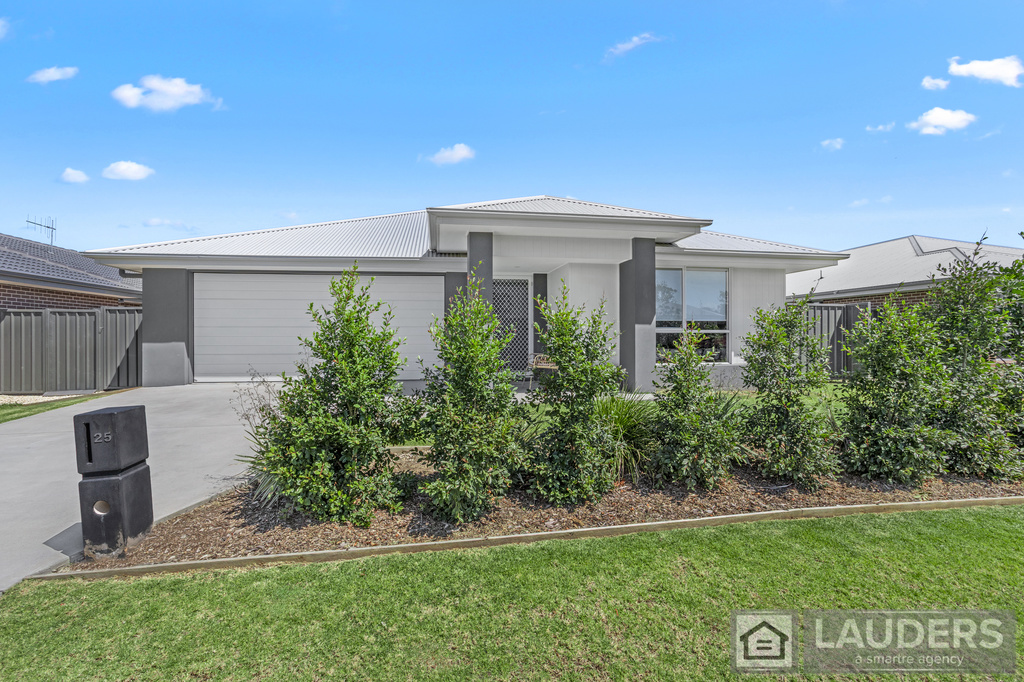 25 DRIFTWOOD BVD, OLD BAR, NSW 2430