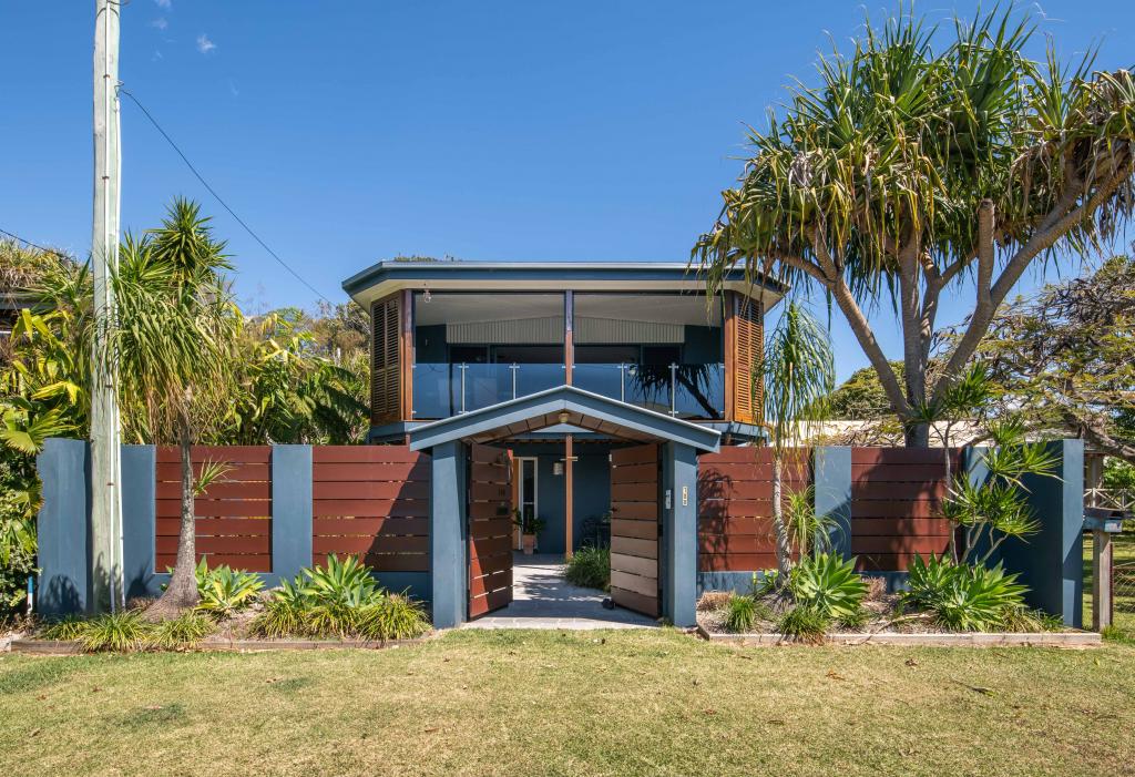 100 O'Quinn St, Nudgee Beach, QLD 4014