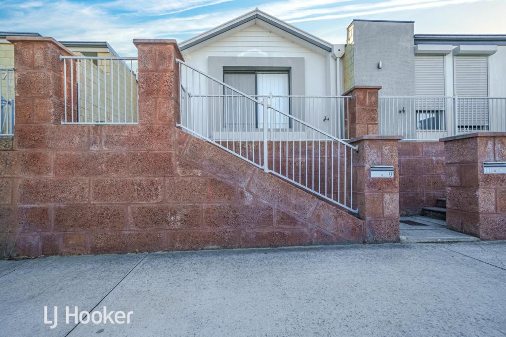 9 Forever Bvd, Banksia Grove, WA 6031