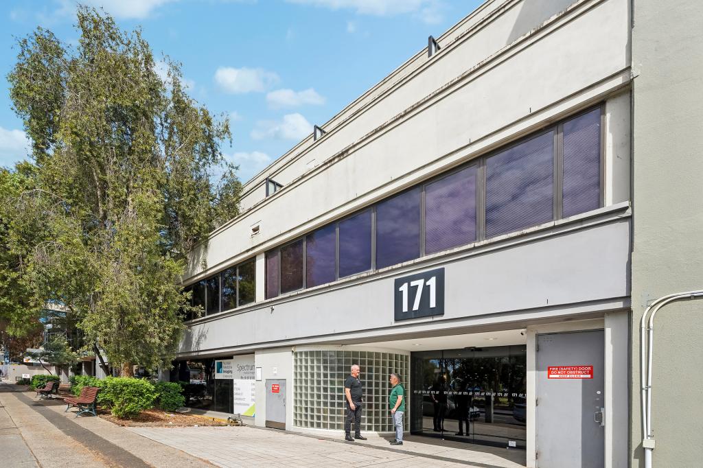 Level 3/6/171 Bigge St, Liverpool, NSW 2170