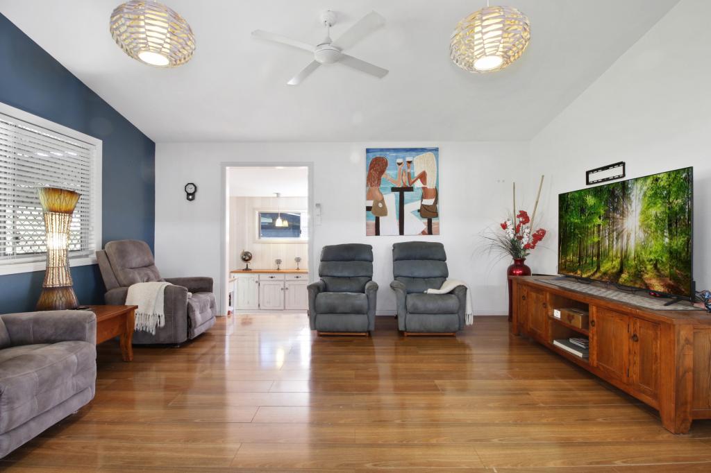 26 Ilya St, Macleay Island, QLD 4184