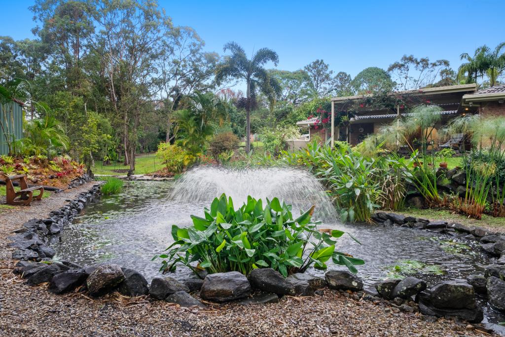 8 Evergreen Dr, Elanora, QLD 4221