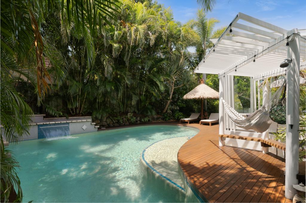 2 Cherrywood Cl, Marcus Beach, QLD 4573