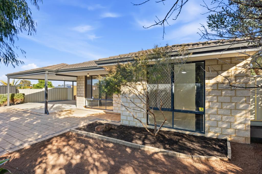 39b La Fayette Bvd, Bibra Lake, WA 6163