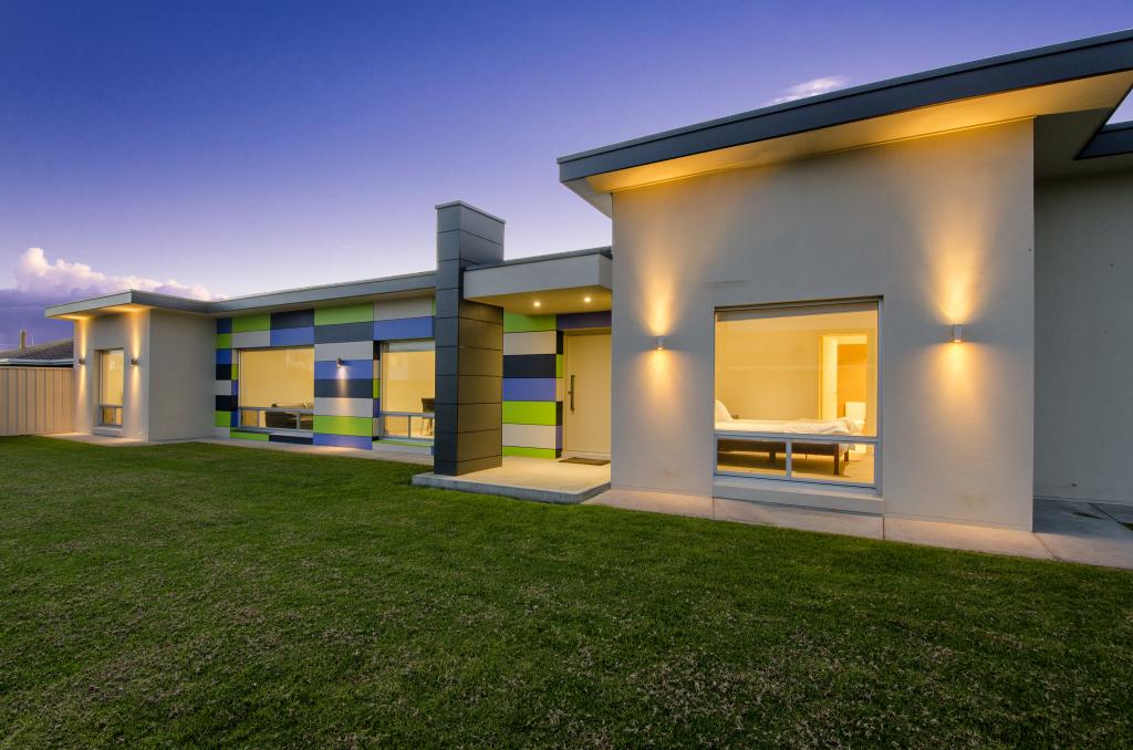 86 Meylin St, Port Macdonnell, SA 5291