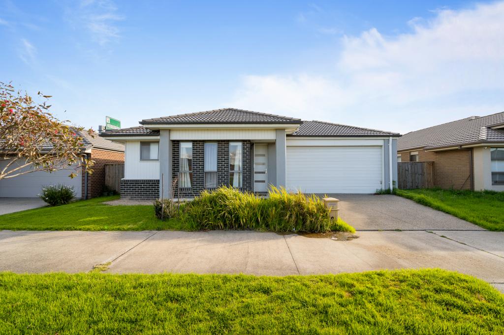 10 Flatbush Ave, Point Cook, VIC 3030