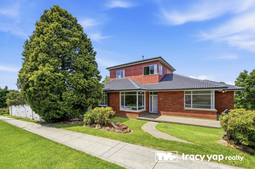 25 Pennant Pde, Carlingford, NSW 2118