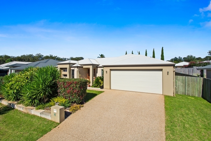 6 LANAGAN CT, MIDDLE RIDGE, QLD 4350