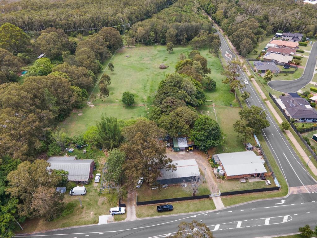 322-328 Bestmann Rd, Godwin Beach, QLD 4511