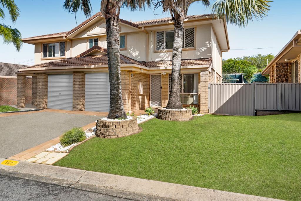 162/31 Usher Ave, Labrador, QLD 4215