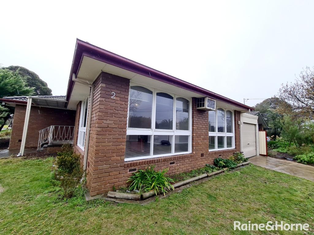 2 Woolstone Cl, Kealba, VIC 3021