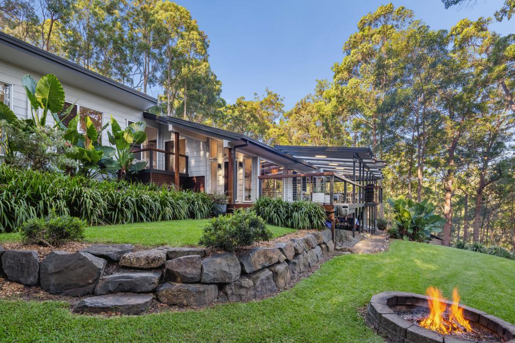 6 Dorset Pl, Elanora, QLD 4221