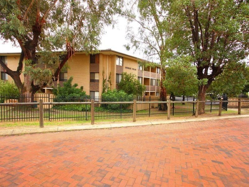 114/54 Nannine Pl, Rivervale, WA 6103