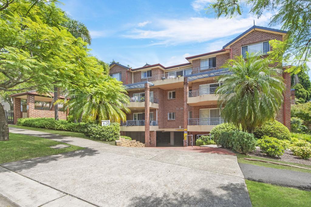 8/1-3 Bellbrook Ave, Hornsby, NSW 2077