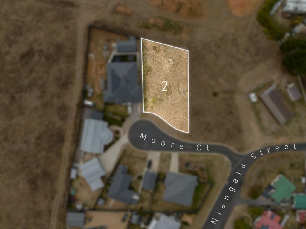 2 Moore Cl, Cooma, NSW 2630