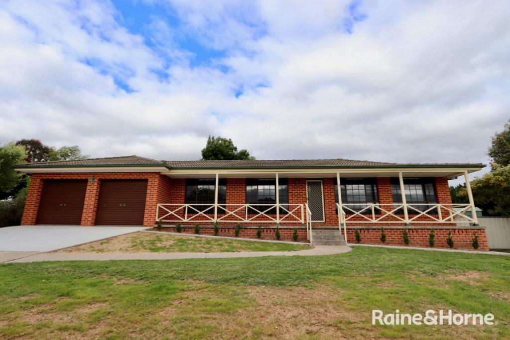 4 Wentworth Dr, Kelso, NSW 2795