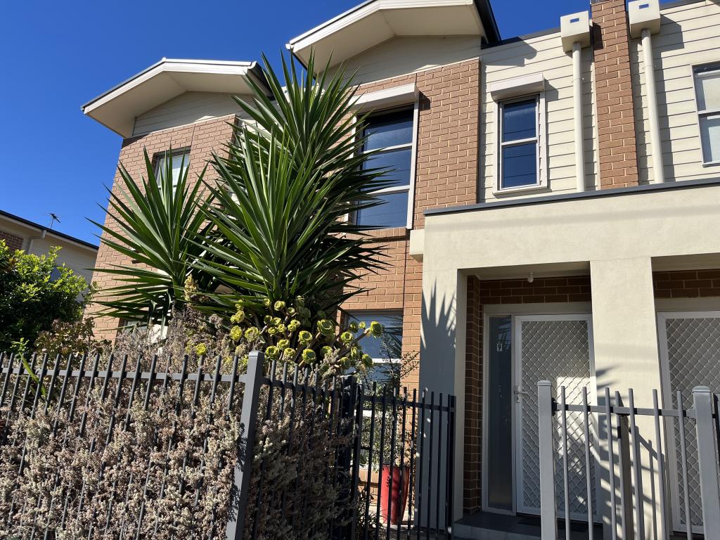 9/12 Hillier Rd, Morphett Vale, SA 5162