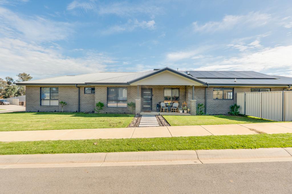 28 Rodeo Dr, Thurgoona, NSW 2640