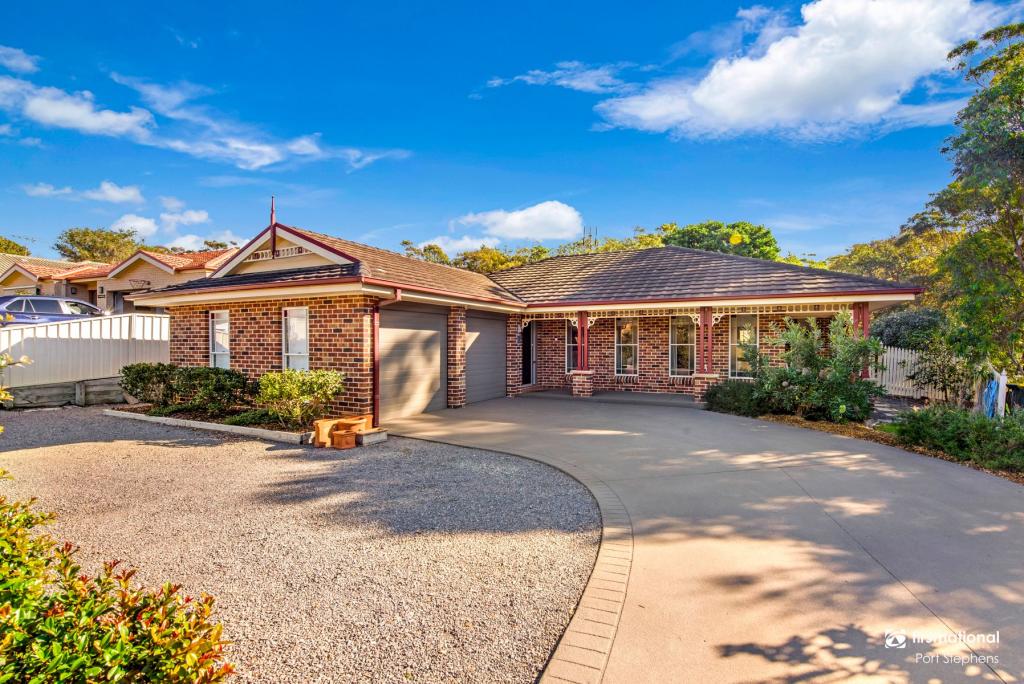 2 Hawkes Way, Boat Harbour, NSW 2316