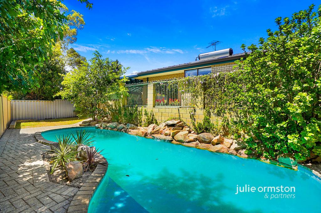 16 Lakevalley Dr, Edgewater, WA 6027