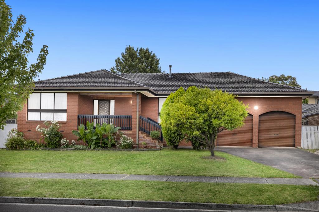 4 Silverton Dr, Ferntree Gully, VIC 3156