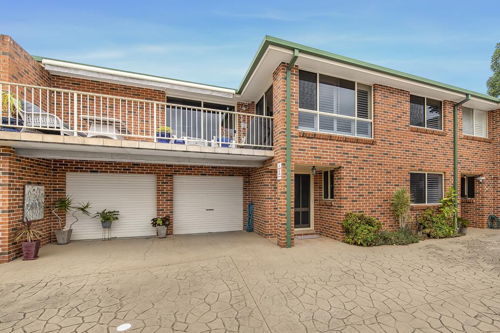 2/23 WELLS ST, EAST GOSFORD, NSW 2250