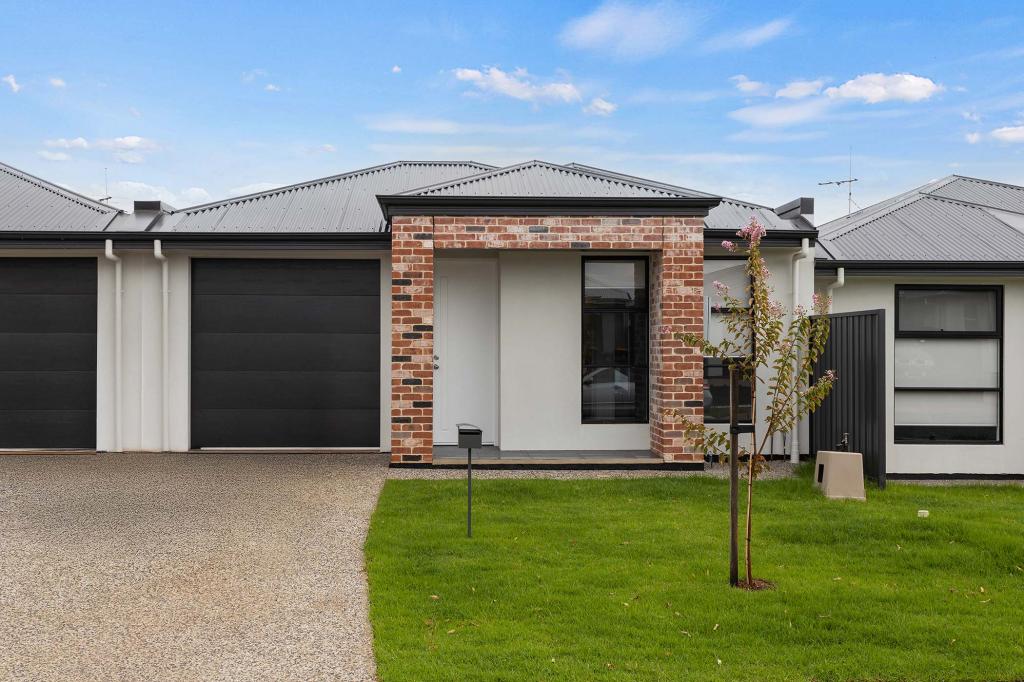 15 Camellia St, Para Hills West, SA 5096