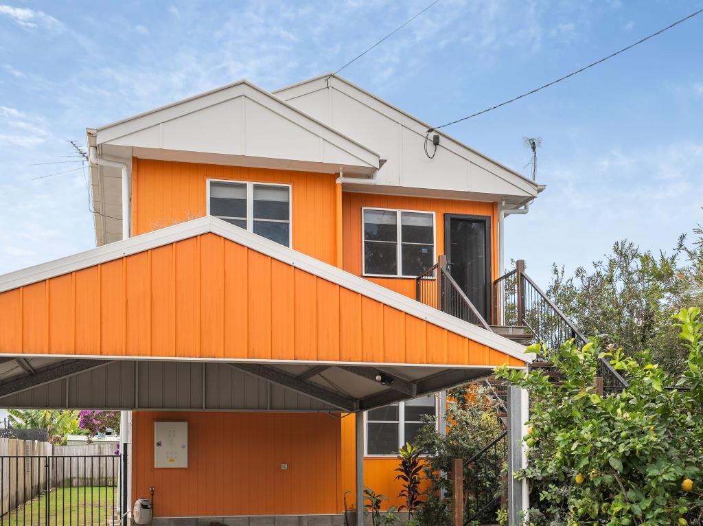 38 Bailey St, Woody Point, QLD 4019